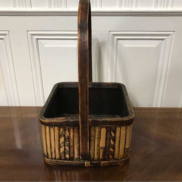 VTG Bamboo Basket - Picture 4 of 12